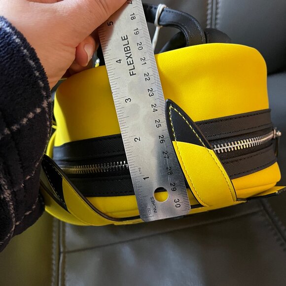 Pikachu Pokemon mini backpack, NWT, Genuine, High quality - Picture 14 of 14